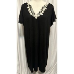 Max Studio Dress Size 1x Black Pullover Flutter Sleeve Embroidered V-neck